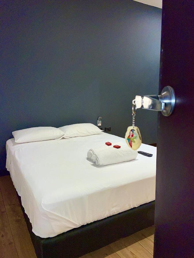 Zugi Inn Hotel Leticia Zewnętrze zdjęcie