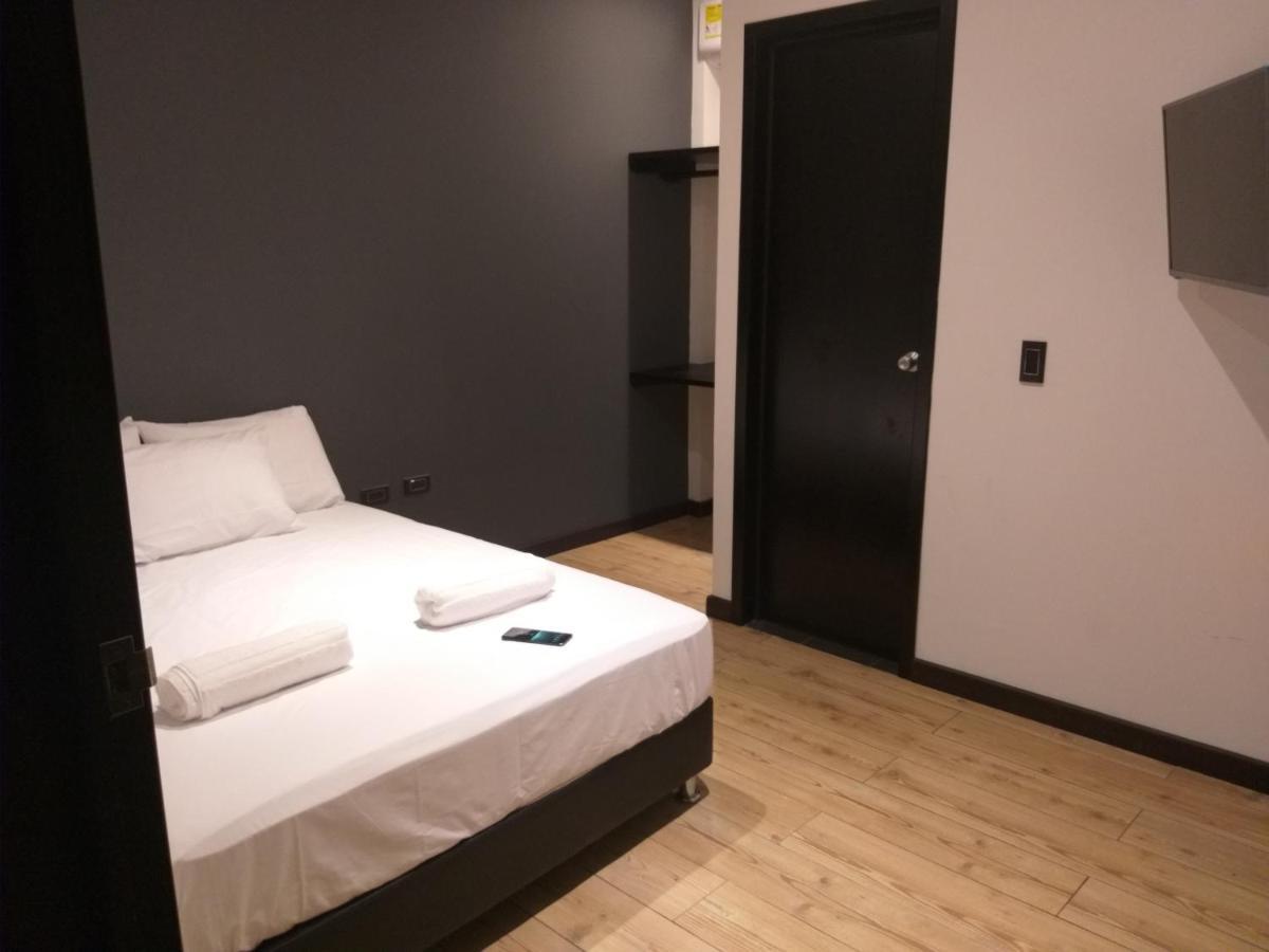 Zugi Inn Hotel Leticia Zewnętrze zdjęcie